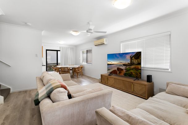 4/38 Brays Road, Murrumba Downs QLD 4503 - Townhouse For Rent | Domain - Photo 1