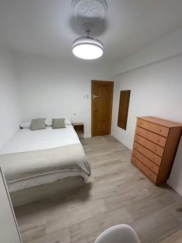 Carrer Margarita Salas, Quart de Poblet, Valencian Community 46930 - Photo 2