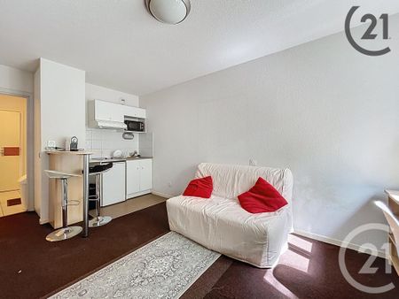 Location Appartement 1 pièce 21m² TROYES 10000 - Photo 2