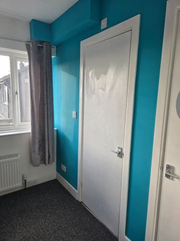 Room in a Shared House, Coberley, BS15 - Photo 4