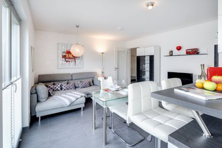 Temporary living in a quiet and green residential area - Photo 3