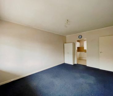 11/24 Lillimur Road, Ormond, Melbourne - Photo 2