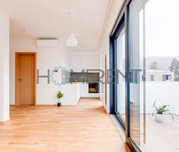Pronájem bytu 1+kk 34 m² - Photo 2