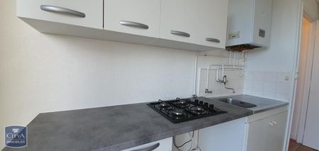 Location Appartement 1 pièce 30m² LE HAVRE 76600 - Photo 2