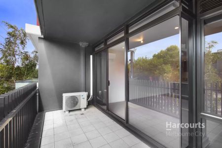 Stylish Richmond Living! - Photo 3