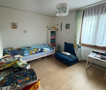 Charmante 4-Zimmer-Wohnung mit Seeblick in Oberhofen am Thunersee - Photo 3