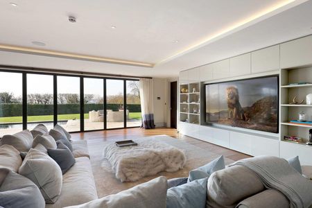 6 bedroom house to rent - Photo 3