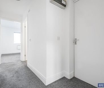 2 bedroom Flat To Let - Photo 5