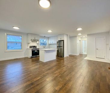 For Lease - 419 Mapleview Drive Unit# B, Barrie, Ontario - Photo 2