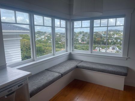 GREY LYNN HOUSE CONVERSION - Photo 4