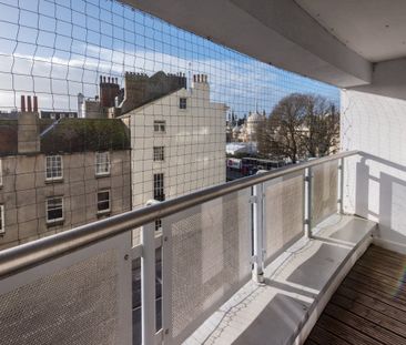 Royal View - Photo 3