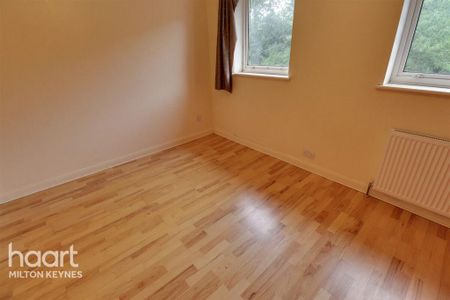 2 bedroom end of terrace house to rent - Photo 3