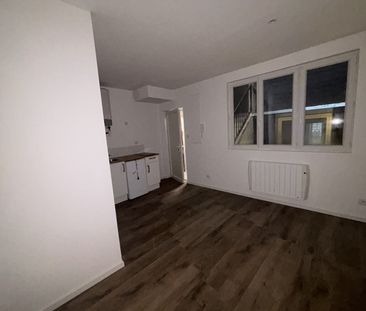 Location Appartement 1 pièce 15m² - Photo 1