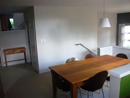 Property Management12 Bushglen Court, Browns Bay - House for Rent - Photo 4