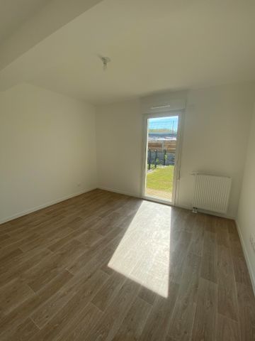 Location d'un appartement T3 (64 m²) à FLEURY SUR ORNE - Photo 2