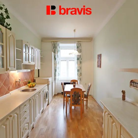 Pronájem bytu 2+1, Brno - střed, ulice Bayerova, dobrá dostupnost do centra města - Fotografie 1