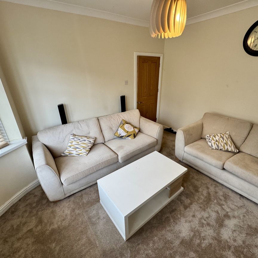 Butchers Lane, Halesowen - Photo 1