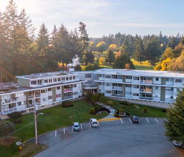 Lynburn Oceanview Manor | 1840 Argyle Avenue, Nanaimo - Photo 1