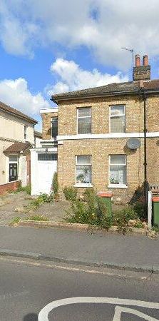 7 Bed Semi-Detached House, Forest Lane, E7 - Photo 1