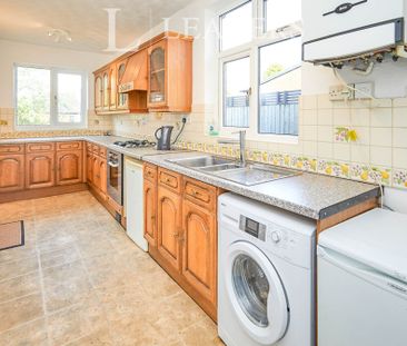 3 bedroom house to rent Elms Avenue, Littleover, DE23 - Photo 2