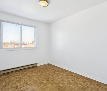 12063 Av. Longtin, H4K 2M6, H4K 2M6, Montréal - Photo 2