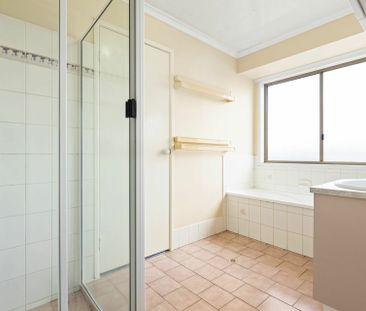 6 Crusader Street, Wilsonton - Photo 1