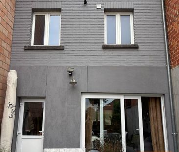 Charmante woning met tuintje hartje Wemmel - Photo 1