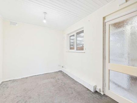 Gorse Lane, Oadby, LE2 - Photo 5