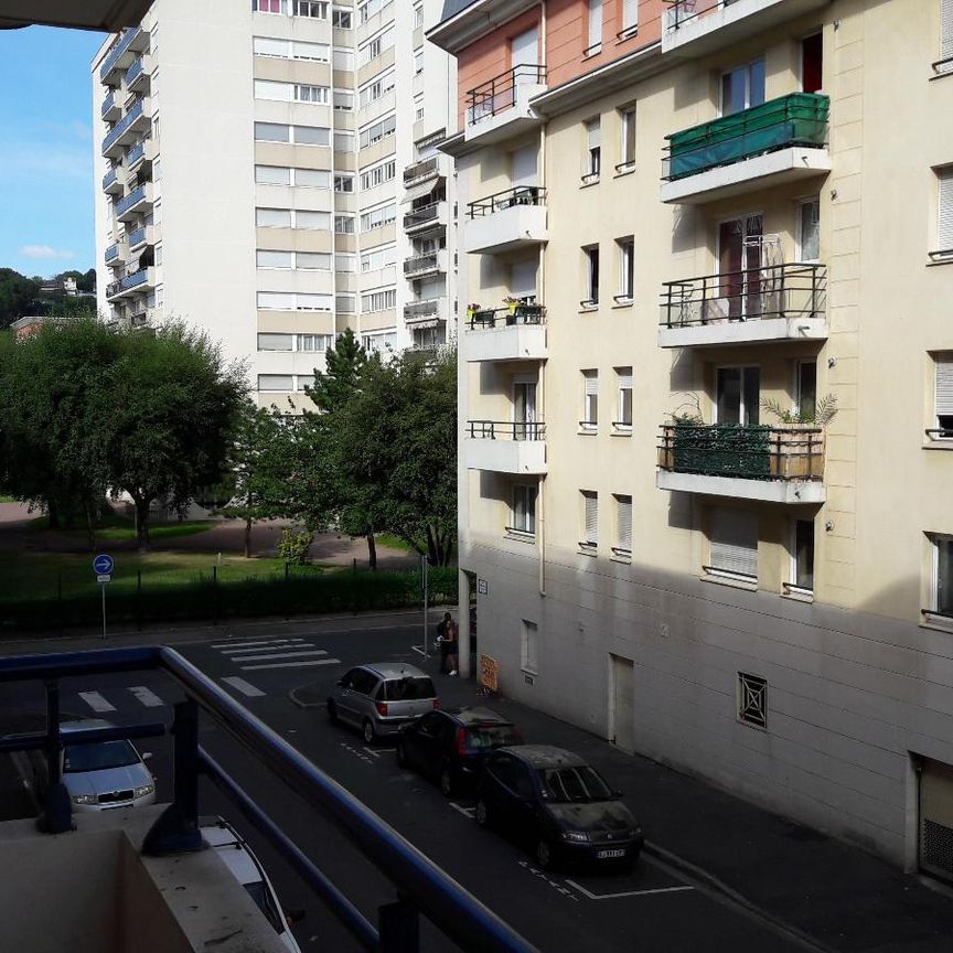 Location Appartement 2 pièces 42m² LE HAVRE 76600 - Photo 1