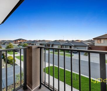 14 Romulus Crescent, Cranbourne West - Photo 4