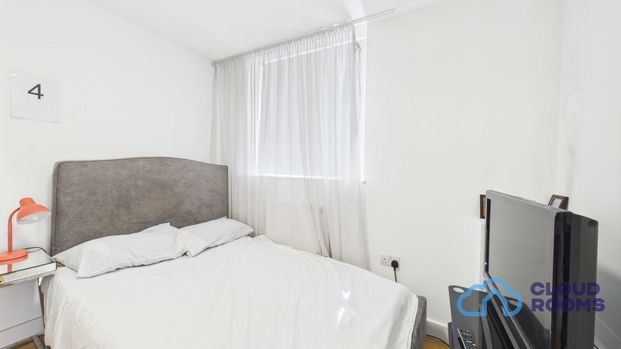 RM4 Westmead | Farnborough | GU14 7SG - Photo 1