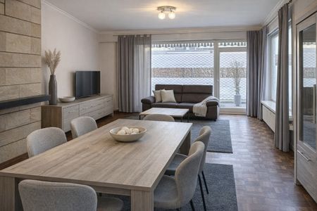 Gelijkvloers tweeslaapkamer appartement met garage in Tielt - Foto 2