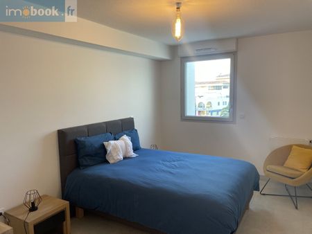 Location Appartement 3 pièces 62m² SETE 34200 - Photo 3