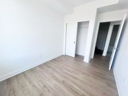 For Lease - 3240 William Coltson Avenue Unit# 309, Oakville, Ontario - Photo 2