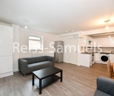 6 bedroom semi-detached house to rent - Photo 2