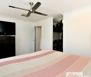 EXTRA LARGE FAMILY HOME IN POPULAR WAIKIKI - Photo 4