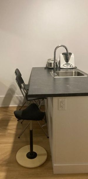 4 1/2 à louer près des plaines d'Abraham - Photo 1