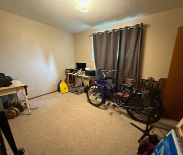 2 bedroom Main Floor Suite in Montgomery - Photo 6