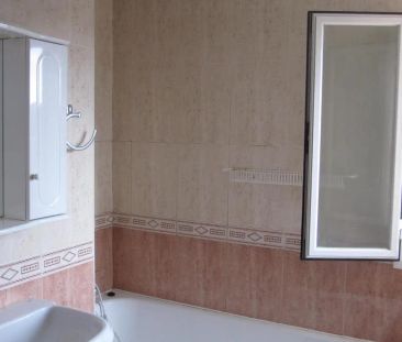 Piso de alquiler en Urbanización Tres Culturas. C/ Dr. Fleming, 1, ... - Foto 6