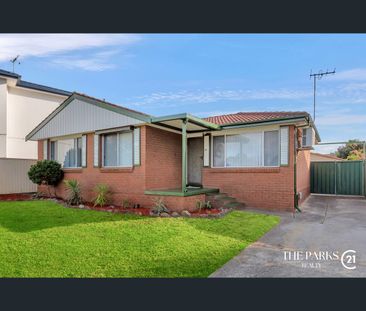 25a Ringtail Crescent, Bossley Park, NSW 2176 - Photo 3