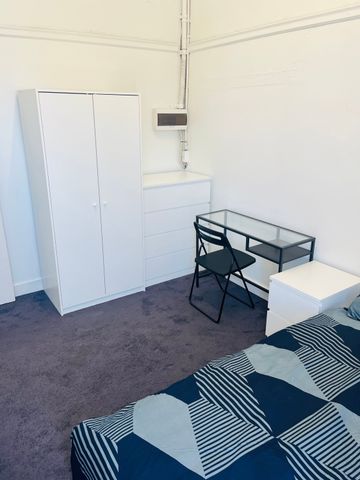 Camperdown - Photo 4