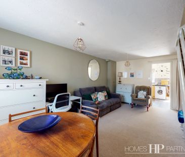 Kenilworth Close, Crawley, RH11 - Photo 3