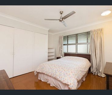 Fully Furnished Apartment in the Heart of Indooroopilly - Photo 3