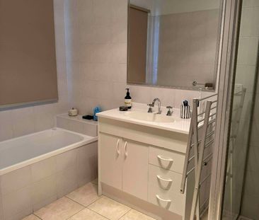 Craigieburn - Photo 6