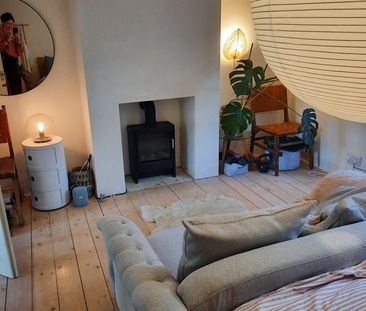 1 Bed Flat, Angles Road, SW16 - Photo 1