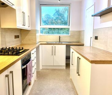 2 bedroom apartment to rent - Photo 2