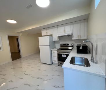 For Lease - 447 Grindstone Trail Unit# Bsmt, Oakville, Ontario - Photo 2