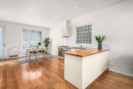 38 Greeves Street, St Kilda VIC 3182 - Townhouse For Rent | Domain - Photo 4