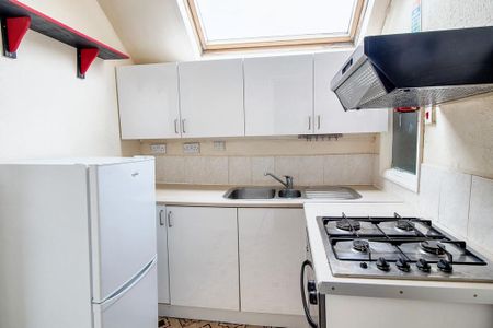 1 bedroom flat to rent - Photo 5