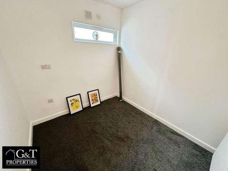 Flat, Church Street, Brierley Hill, DY5 - Photo 5